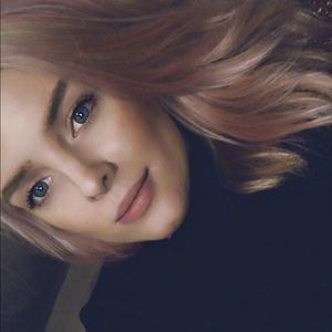 Meet your Posher, Mariya
